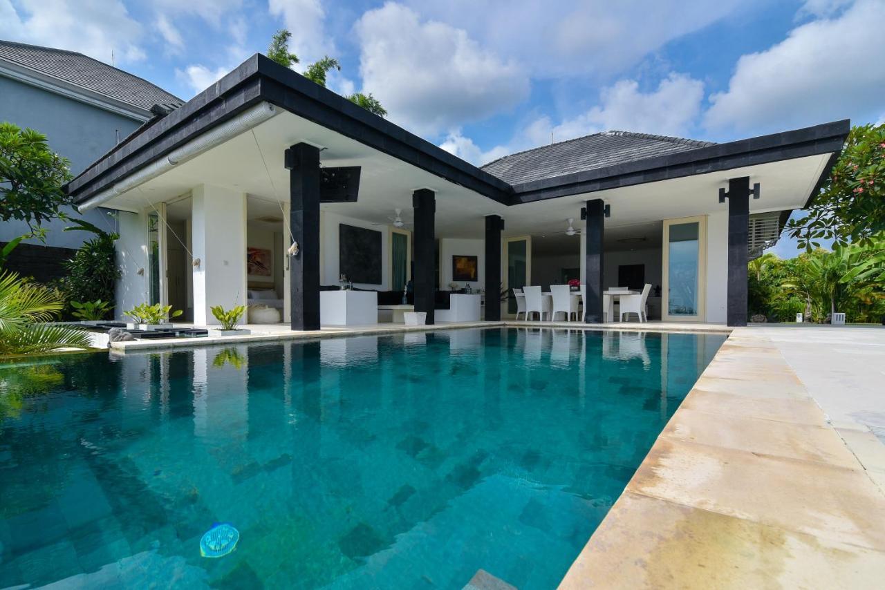 Villa Pondok Wahyu Sedana Umeanyar Extérieur photo